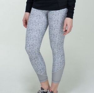 Lululemon Athletica Pace Queen Tight Leggings